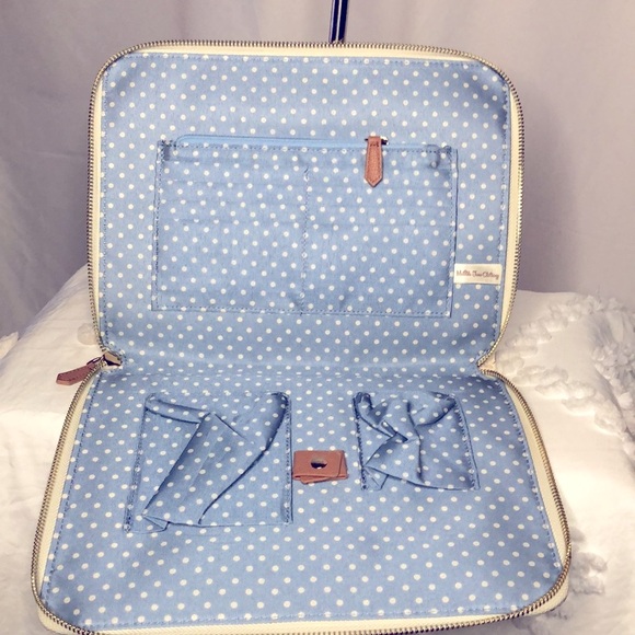 MATILDA JANE On the Go cream floral print tech organizer. - Picture 5 of 7